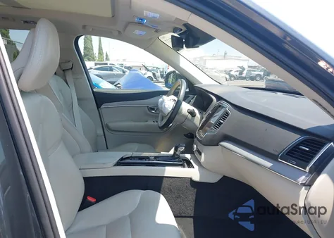 2021 Volvo Xc90 T5 Momentum 7 Passenger from USA, damaged, VIN YV4102CKXM1741587